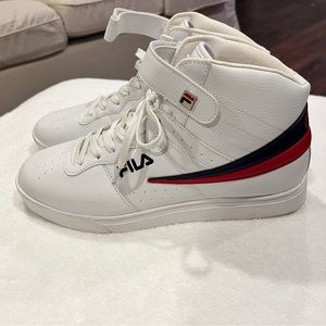 High top Fila high tops